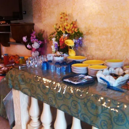 Bed & Breakfast Kale *